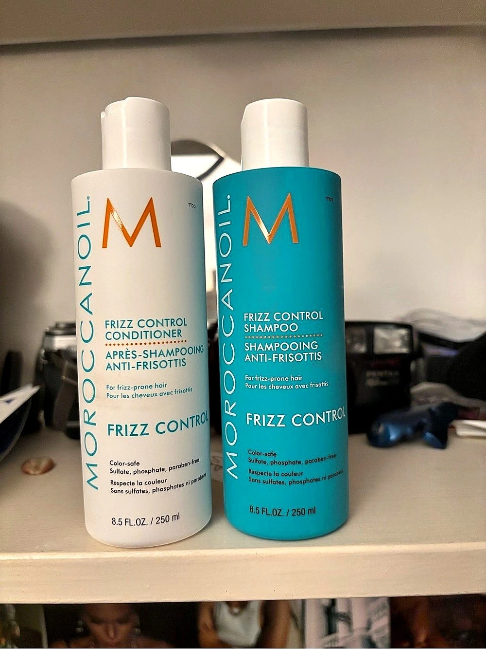 Unopened Moroccanoil Frizz Control Shampoo & Conditioner Set full size 8.5 oz